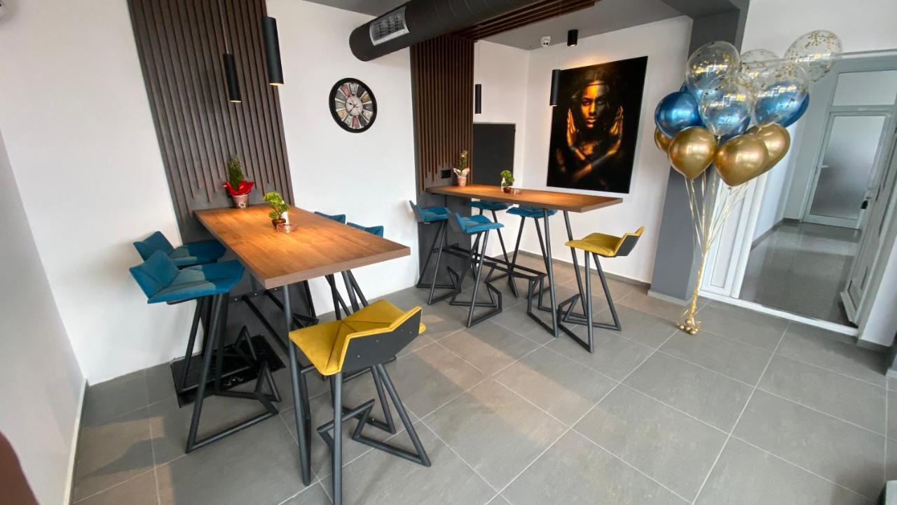 Binta Hostel Vranje Zewnętrze zdjęcie