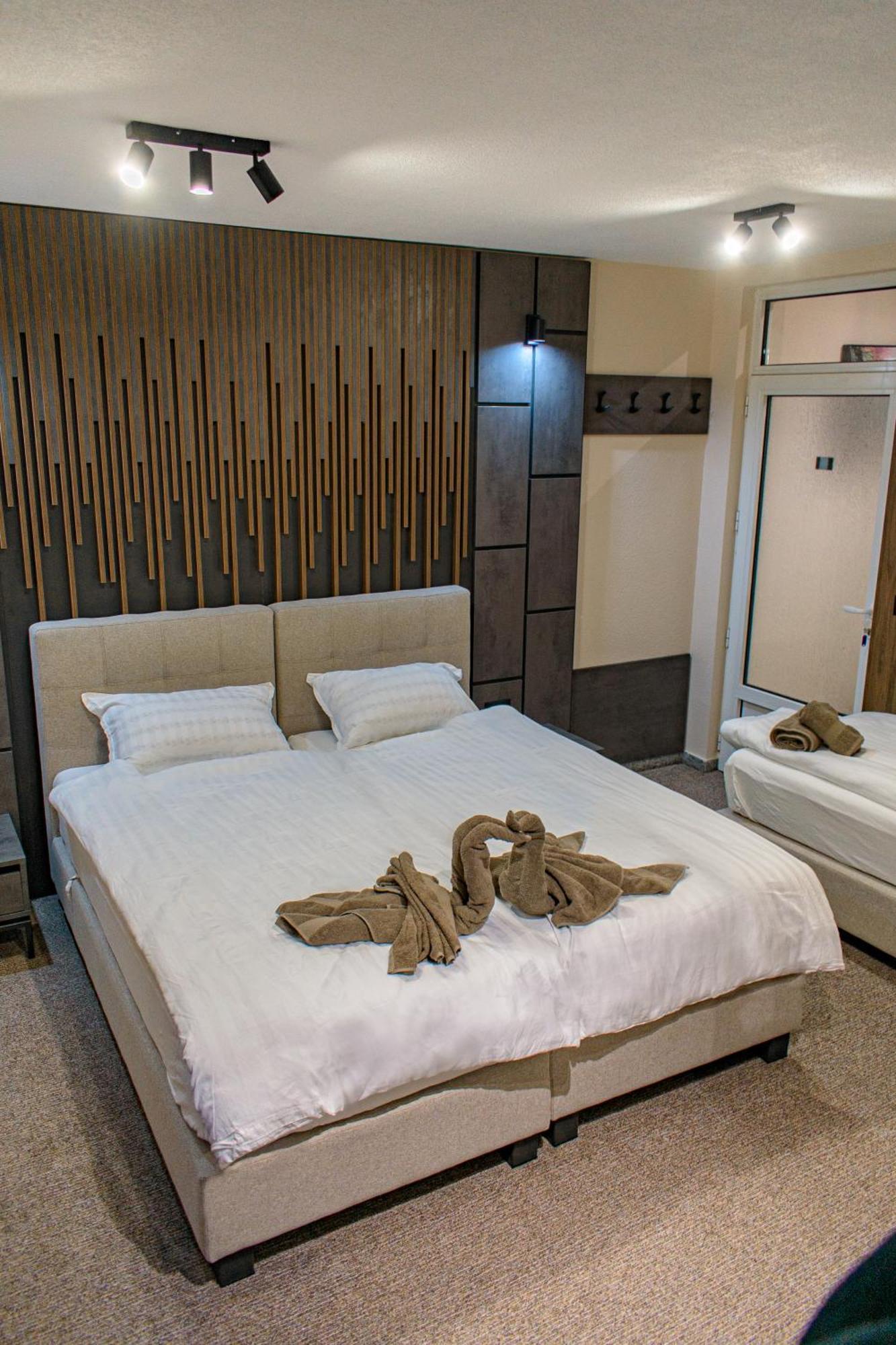 Binta Hostel Vranje Zewnętrze zdjęcie