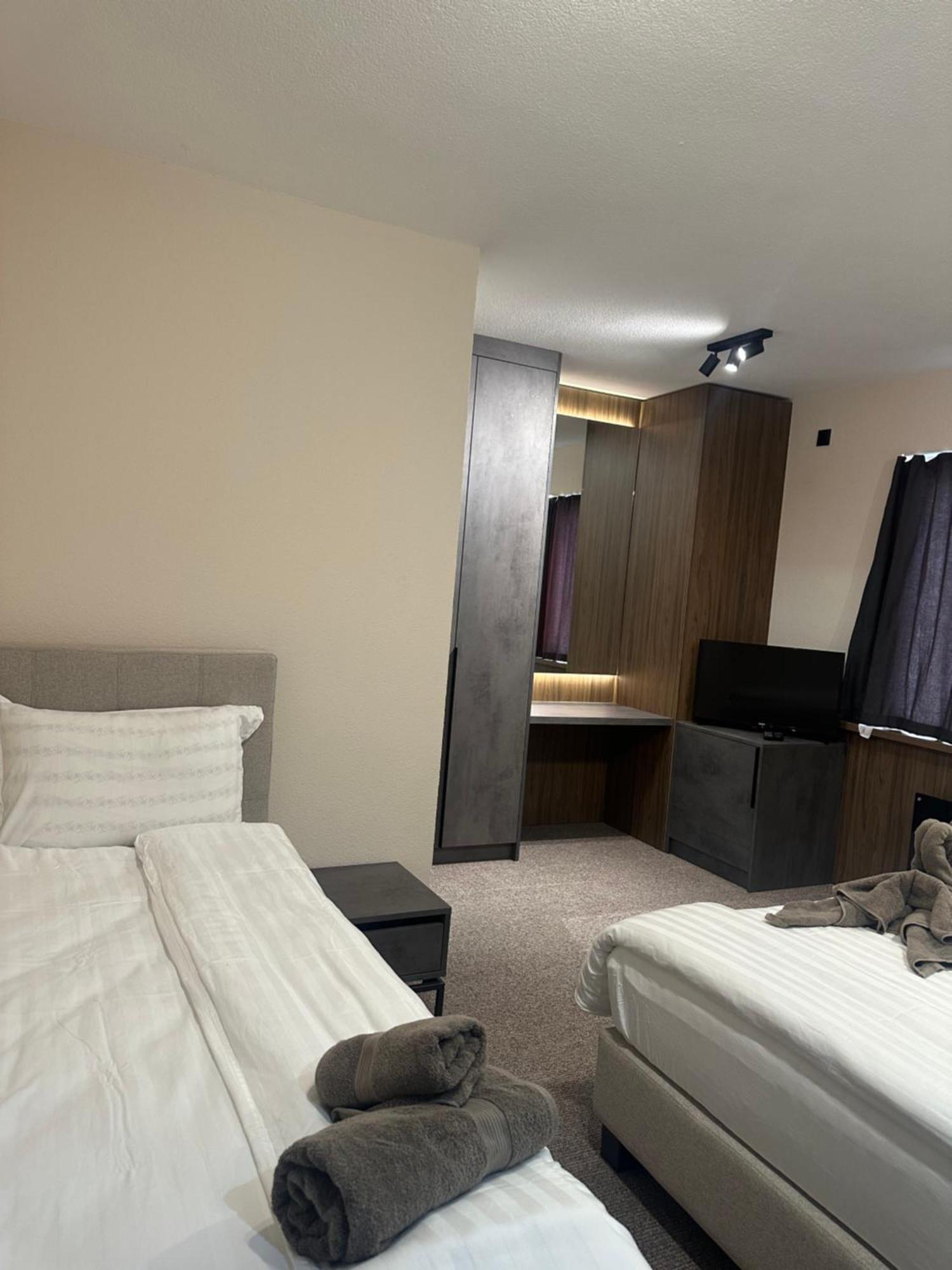 Binta Hostel Vranje Zewnętrze zdjęcie