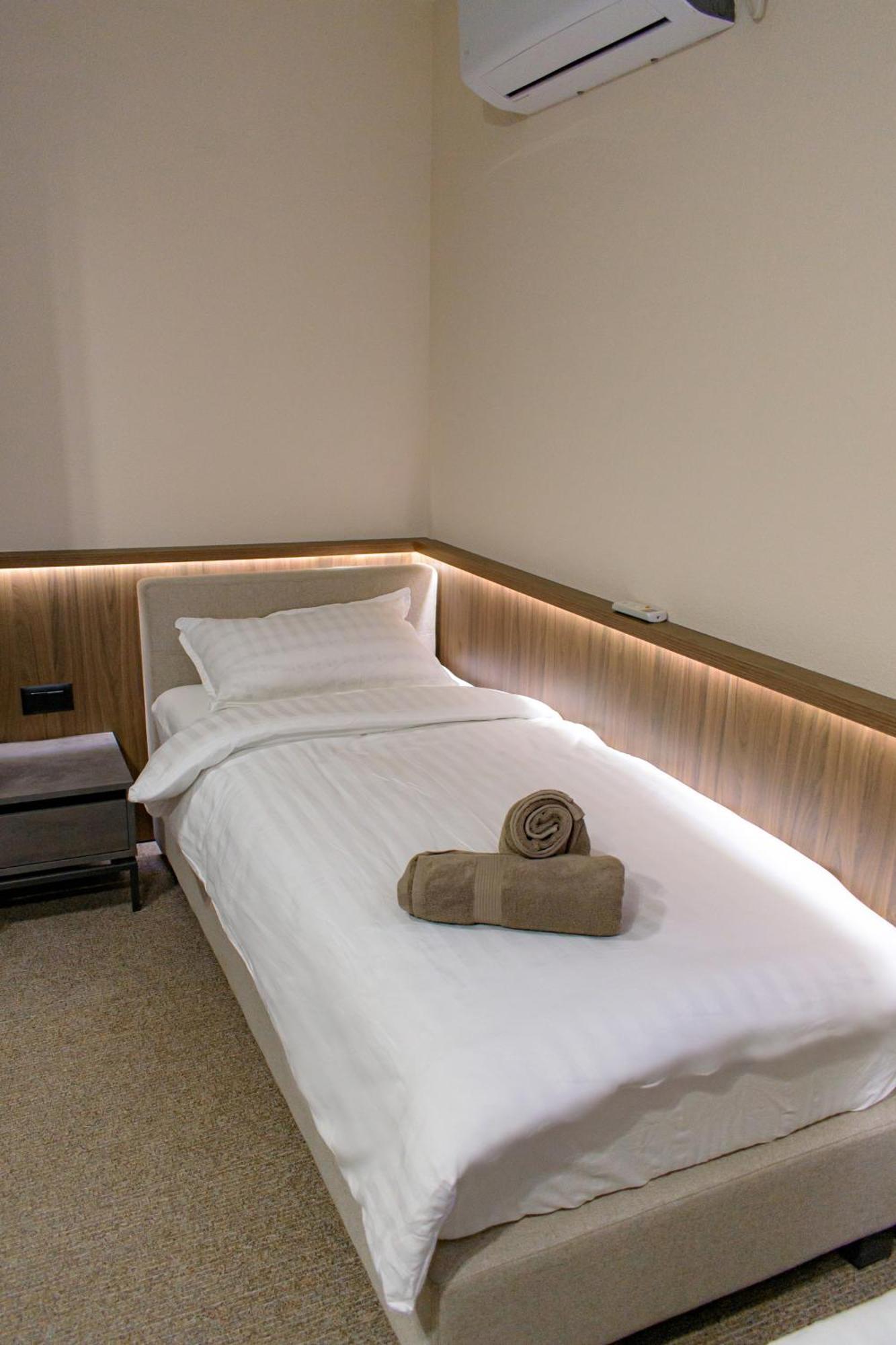 Binta Hostel Vranje Zewnętrze zdjęcie